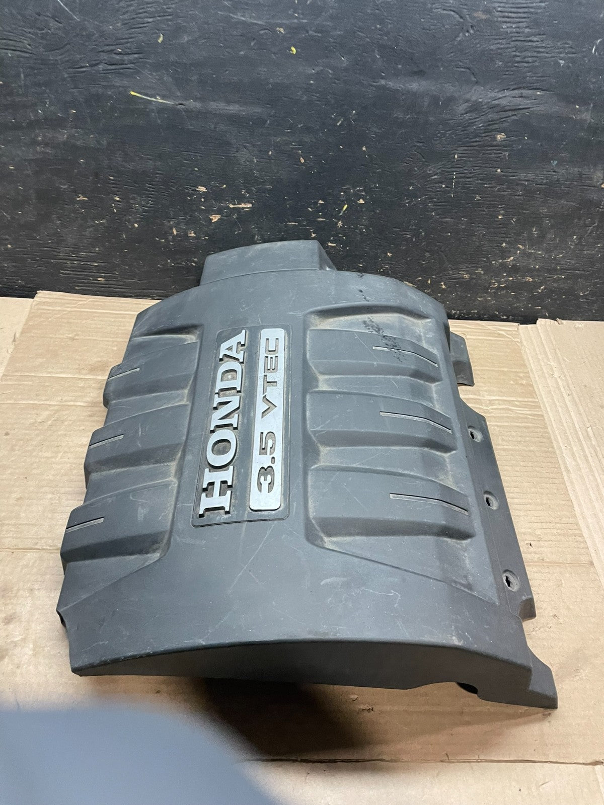 2006 to 2008 Honda Pilot Black Engine Cover OEM 3.5L V2954 DG3