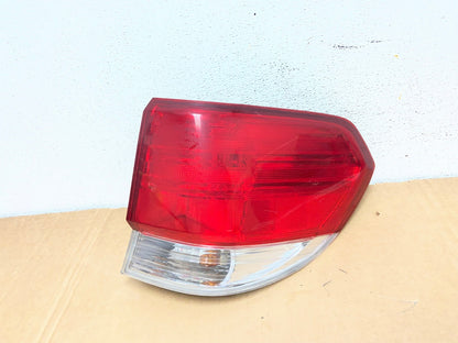 2008 2009 2010 Honda Odyssey Right Passenger Side Tail Light AD2559 LK0