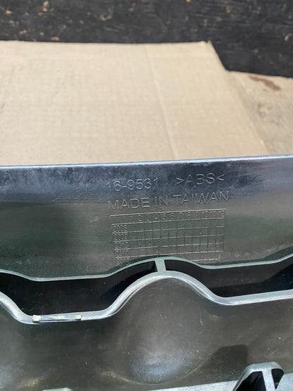 2006 2007 2008 Infiniti Fx35 Front Upper Grill Grille W/ Emblem OEM X3638 DG12