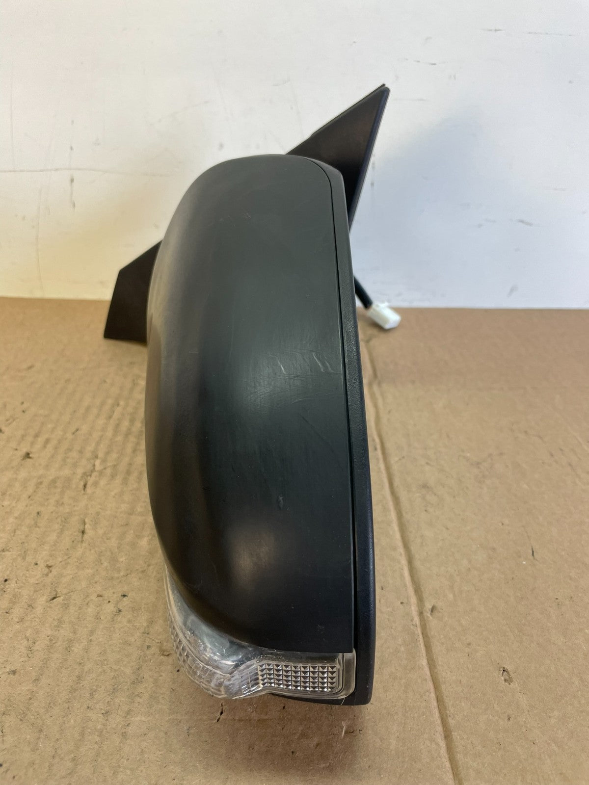 2013 - 2018 Toyota Avalon Left Driver LH View Door Turn Sgn Mirror AH6272 DW8