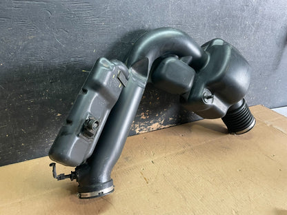2011 - 2013 Dodge Durango 3.6L Resonator Air Intake Tube Z8223 DG5