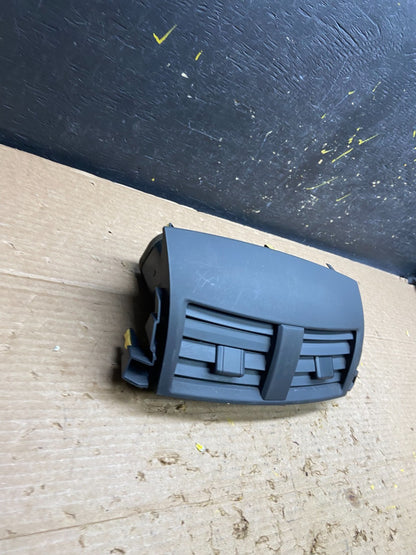 2006-2012 Toyota RAV4 Front Center Dash Air Vent Bezel 55670-42050 OEM y2452 DG2
