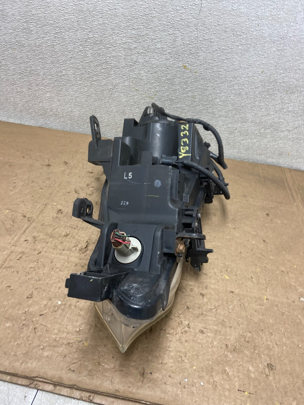 2011 to 2014 Nissan Murano Headlight Right Passenger Rh Oem Halogen Y8332 DW8