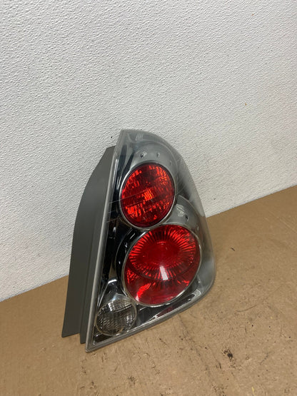 2005 to 2006 Nissan Altima Tail Light Right Passenger RH Side AD2491 LK2