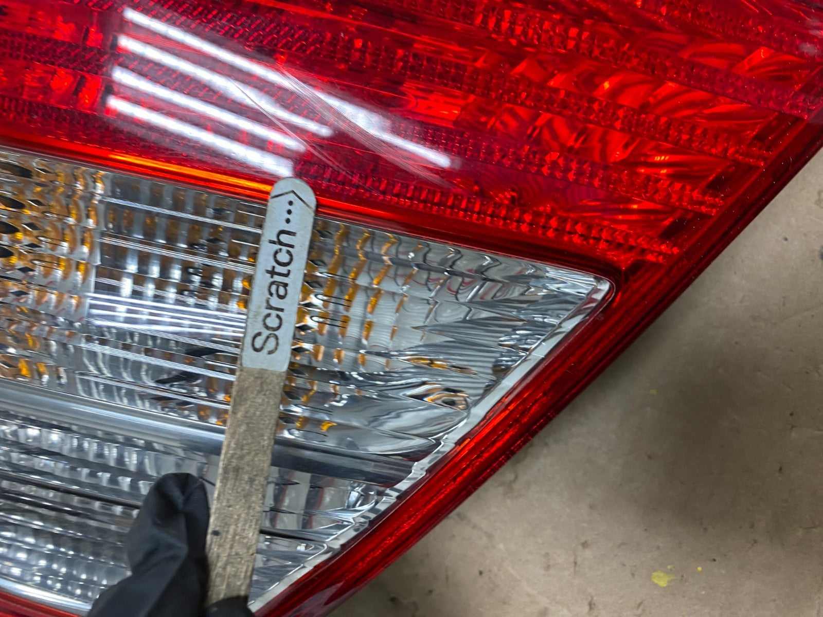 2007 - 2009 Mercedes E E320 E500 Sedan Right Passenger Tail Light OEM P1215 DW3