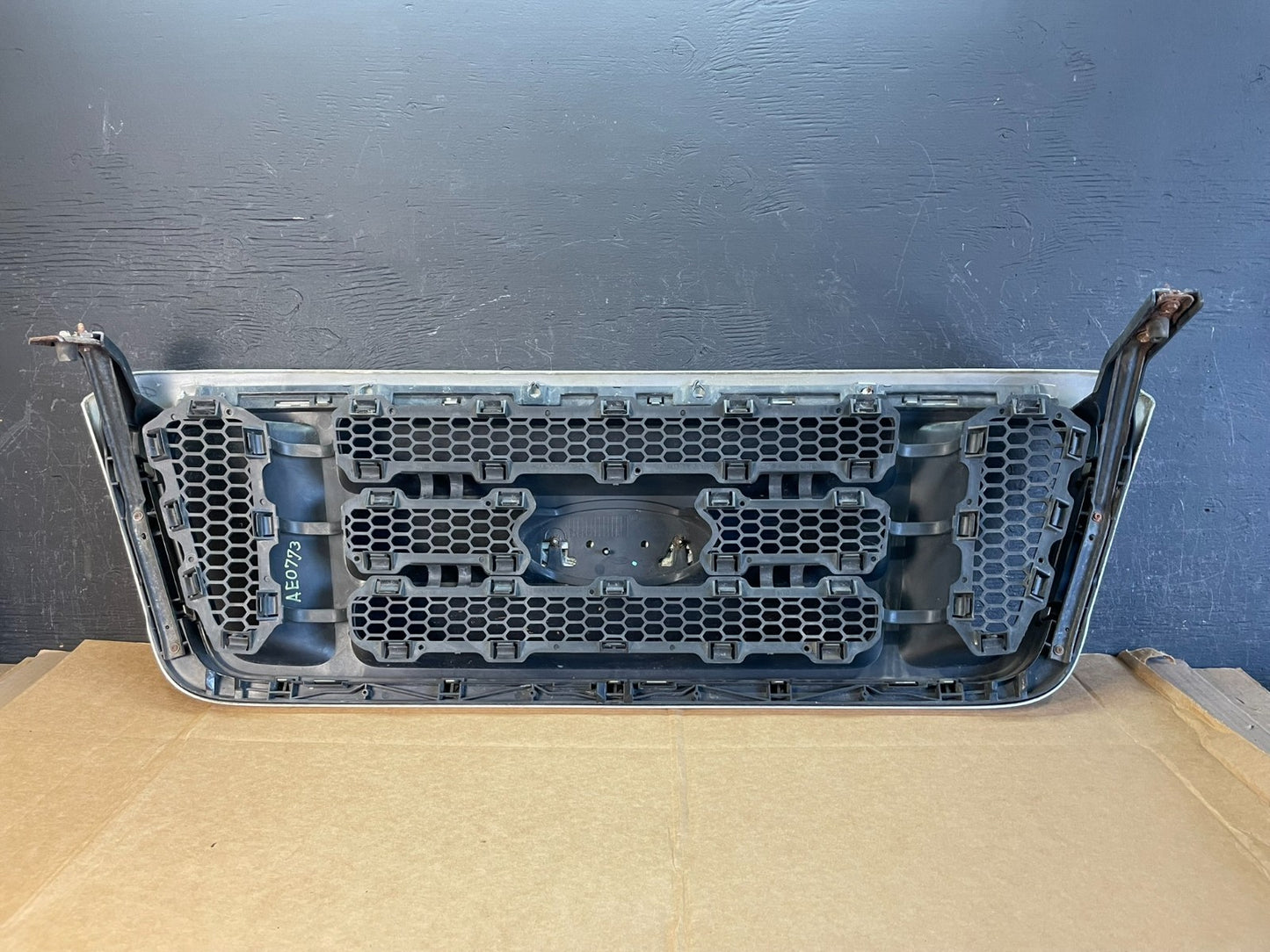 2004 to 2008 Ford F150 F-150 Front Upper Grill Grille ae0773 DG6
