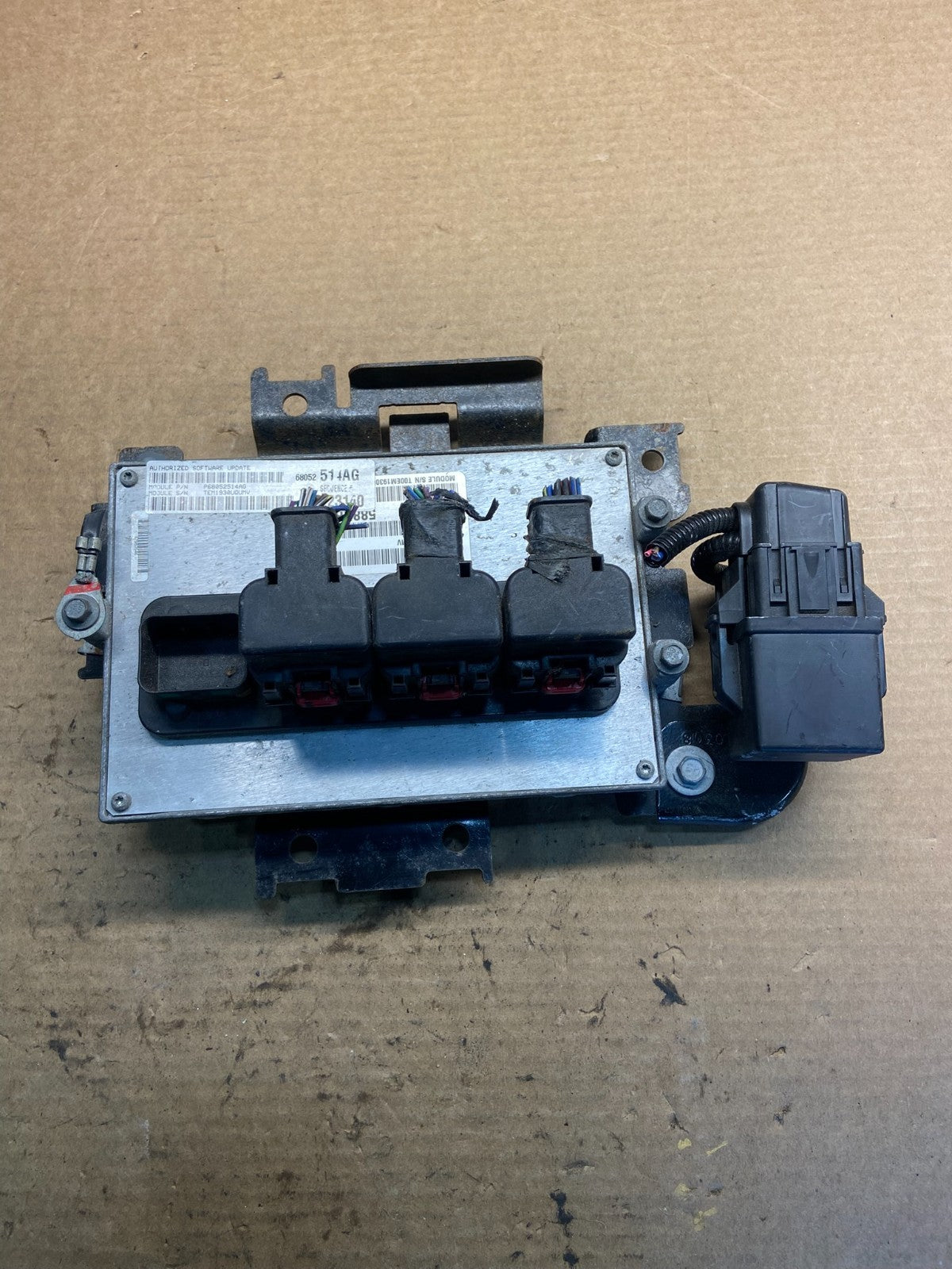 2011 Jeep Grand Cherokee 3.6L ECM ECU Engine Control Computer Modul AA0709 DG2