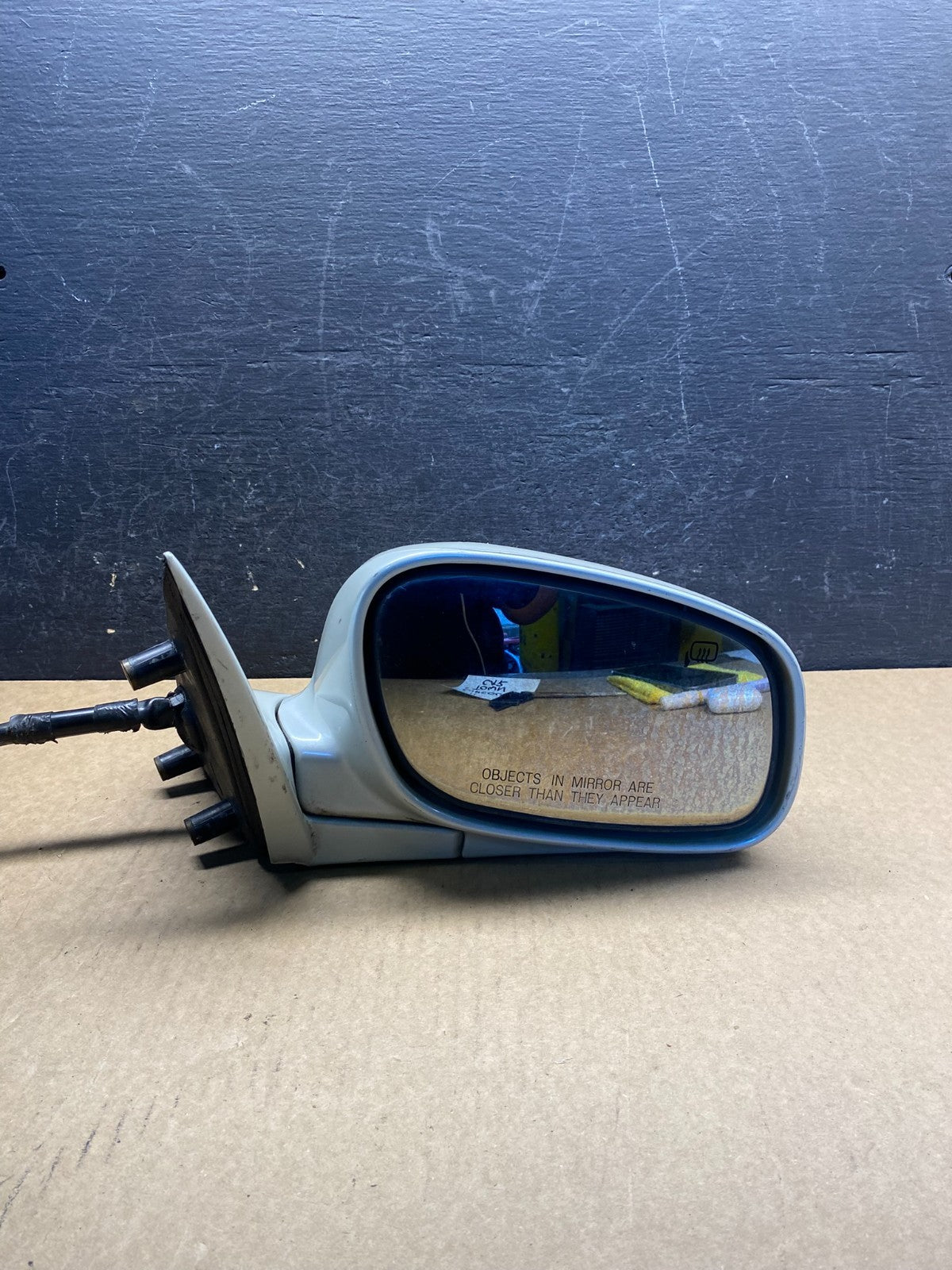 2004 to 2011 Lincoln Town Car Right Passenger View Heated Door Mirror AG6022 DW8