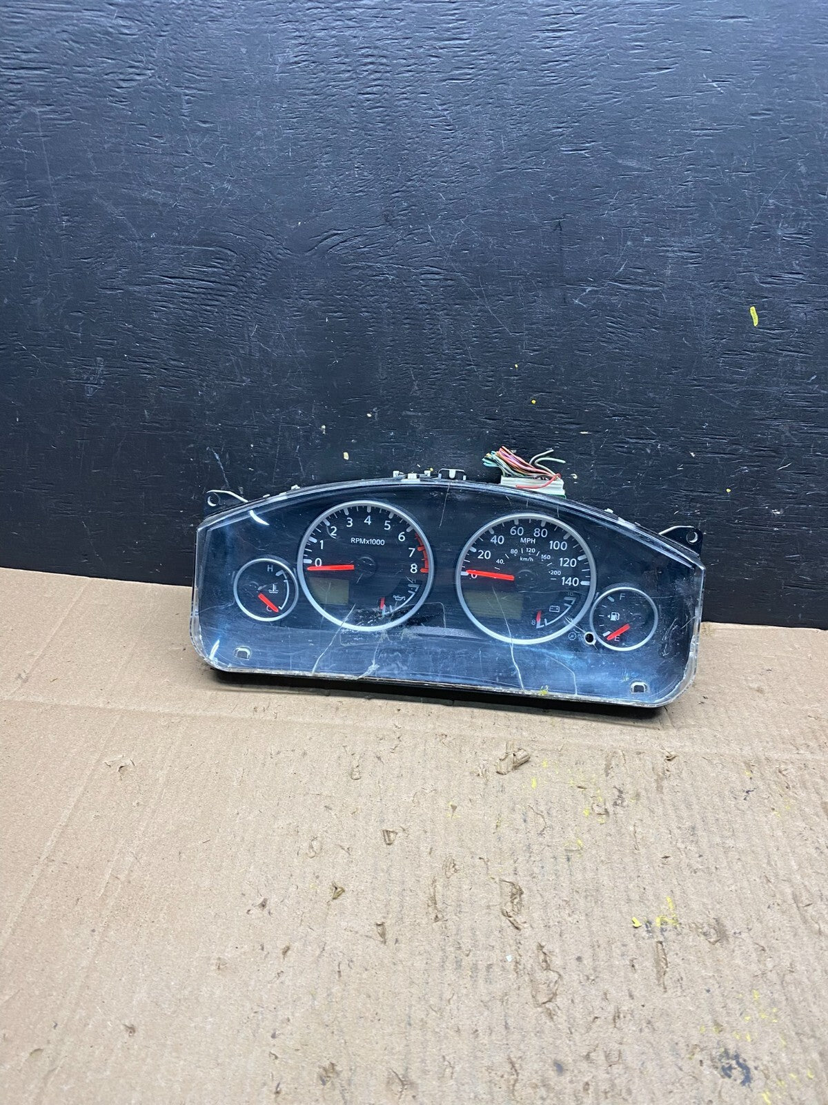 2005 to 2012 Nissan Pathfinder Frontier Xterra Speedometer Cluster Gauge M83220