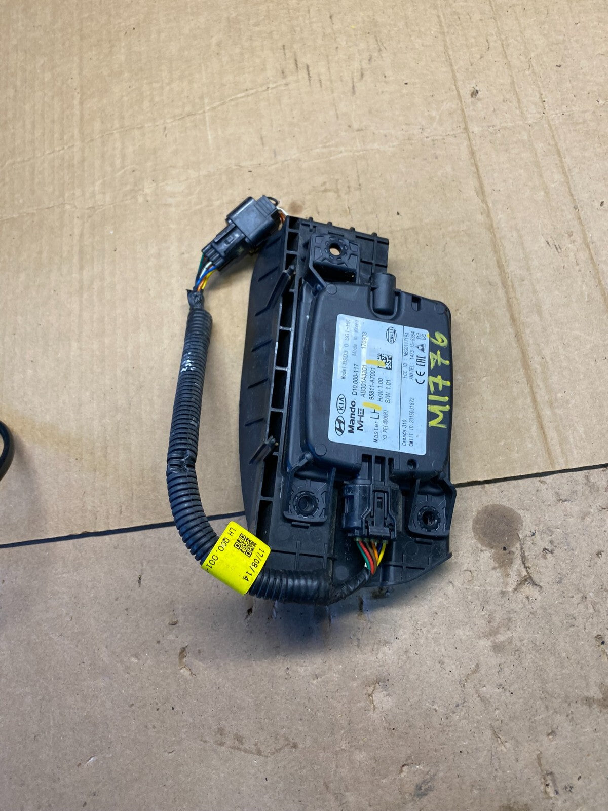 2017 to 2018 Kia Forte Left Rear Blind Spot Radar Sensor Module M1776 DG5