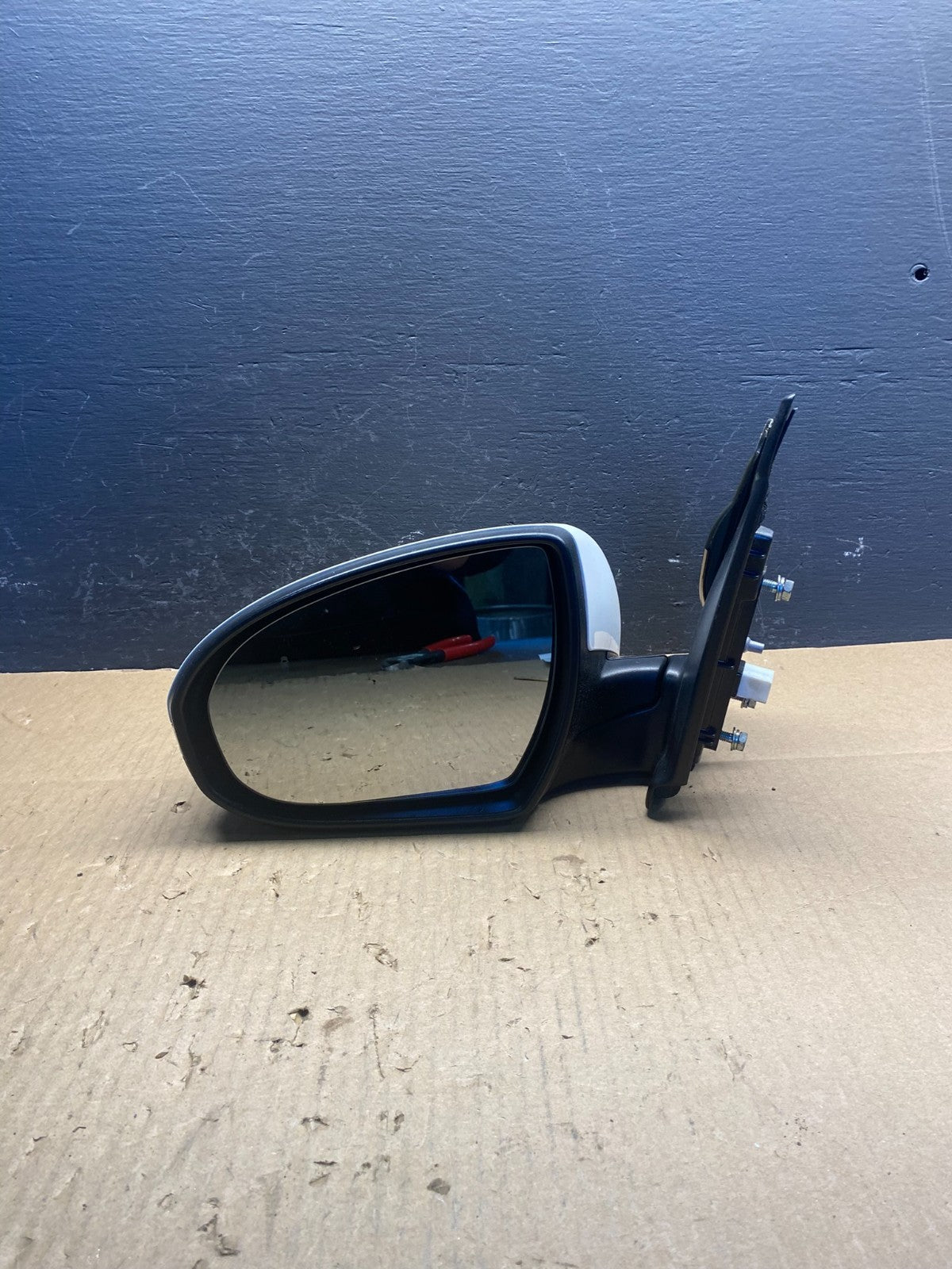 2010 to 2013 Hyundai Tucson Left Driver LH Turn Signal Door Mirror AC2663 DG8