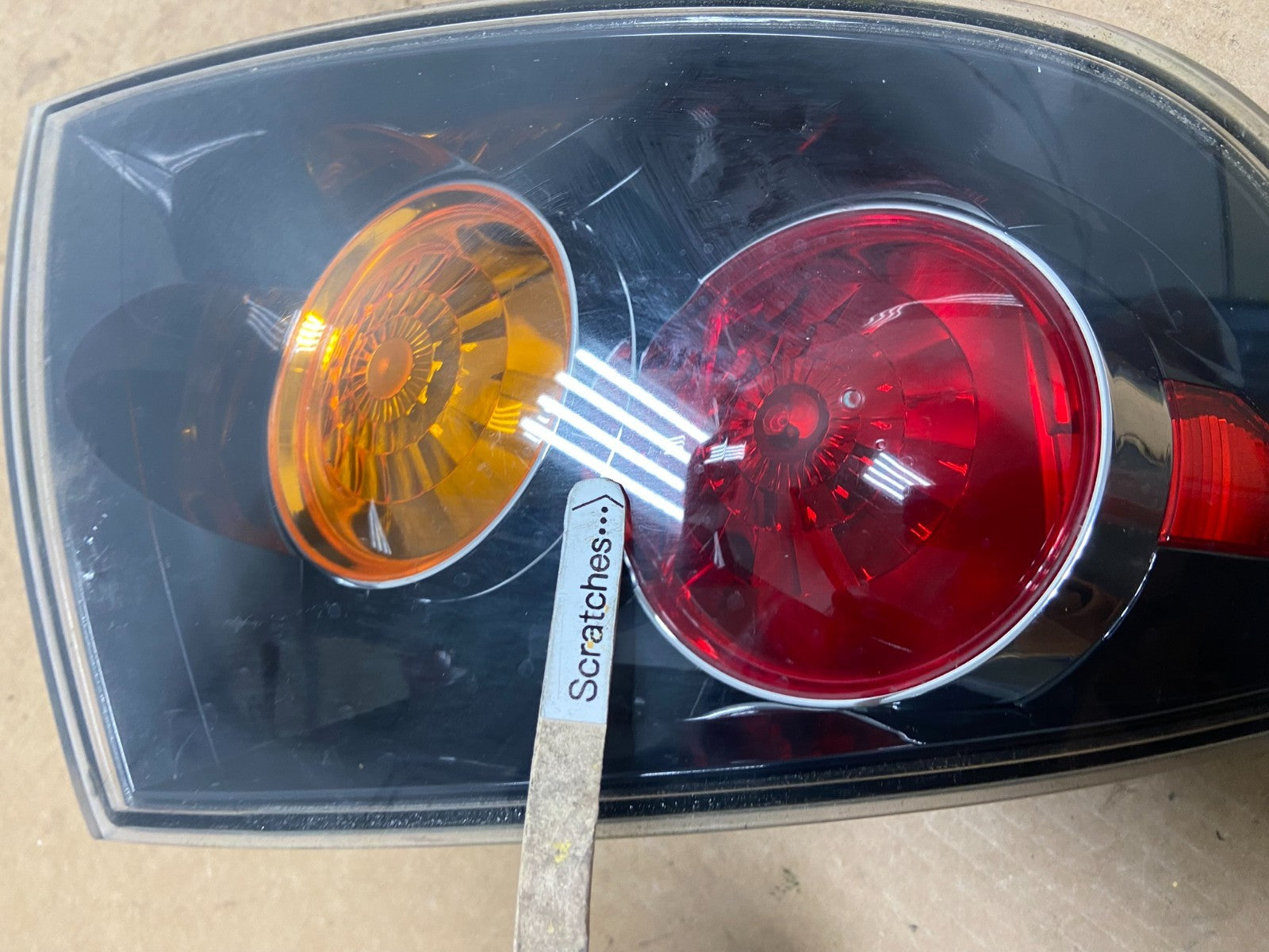 2004 2005 Mazda 3 Left Driver LH Side Tail Light OEM AC3129 DW3