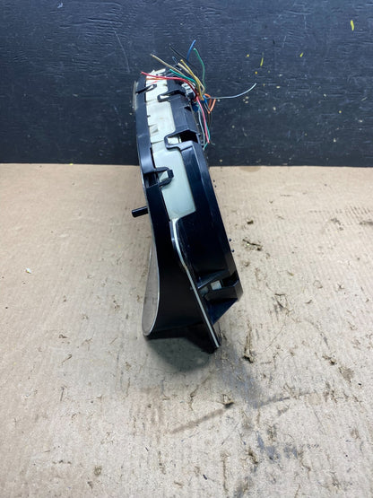 2001 - 2002 Ford Econoline E250 E350 Van Speedometer Instrument Cluster q9341 DG3