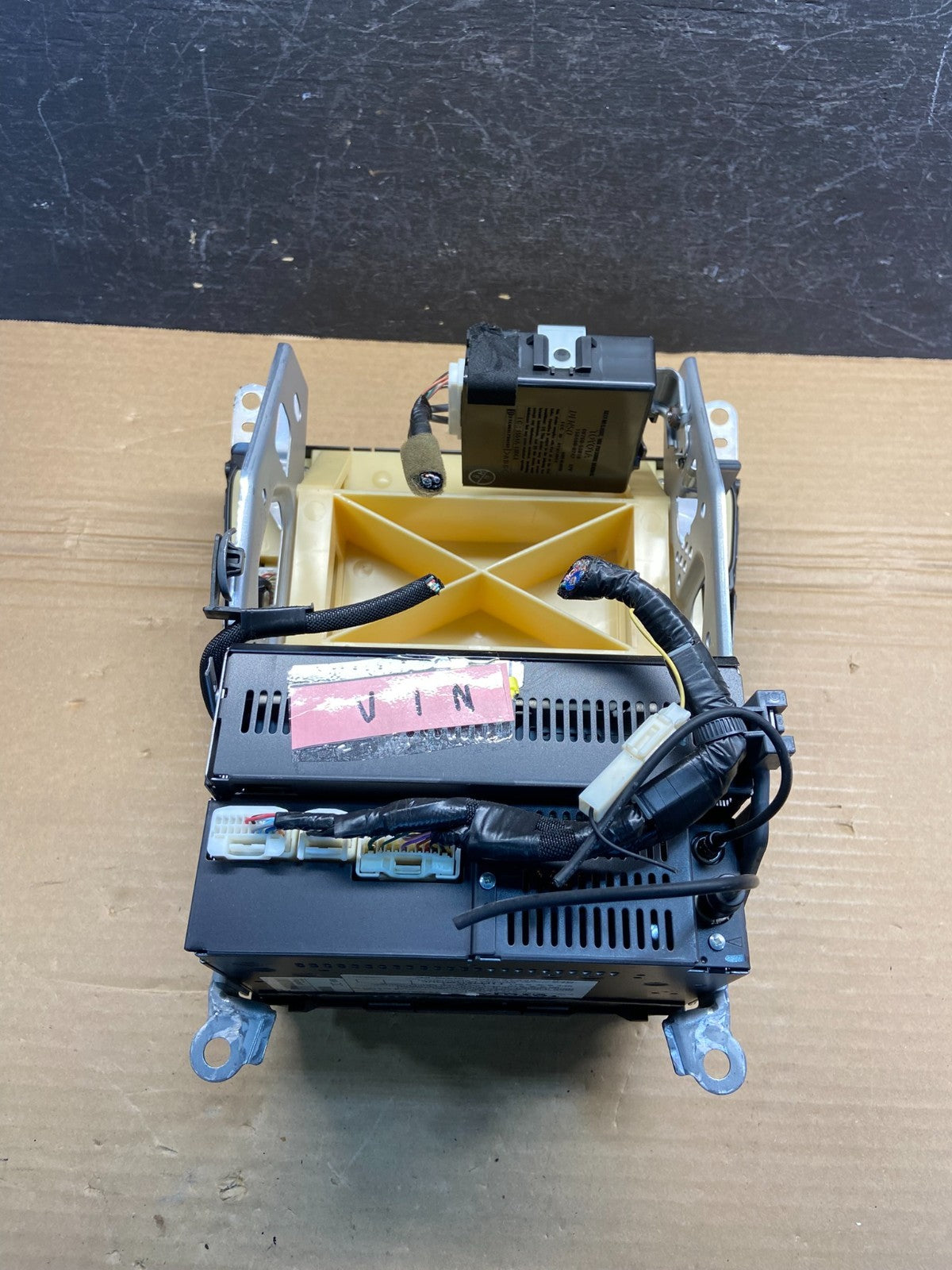 2009 to 2011 Lexus IS250 Screen Radio AM-FM CD Tuner Head Unit ae4583 DG5