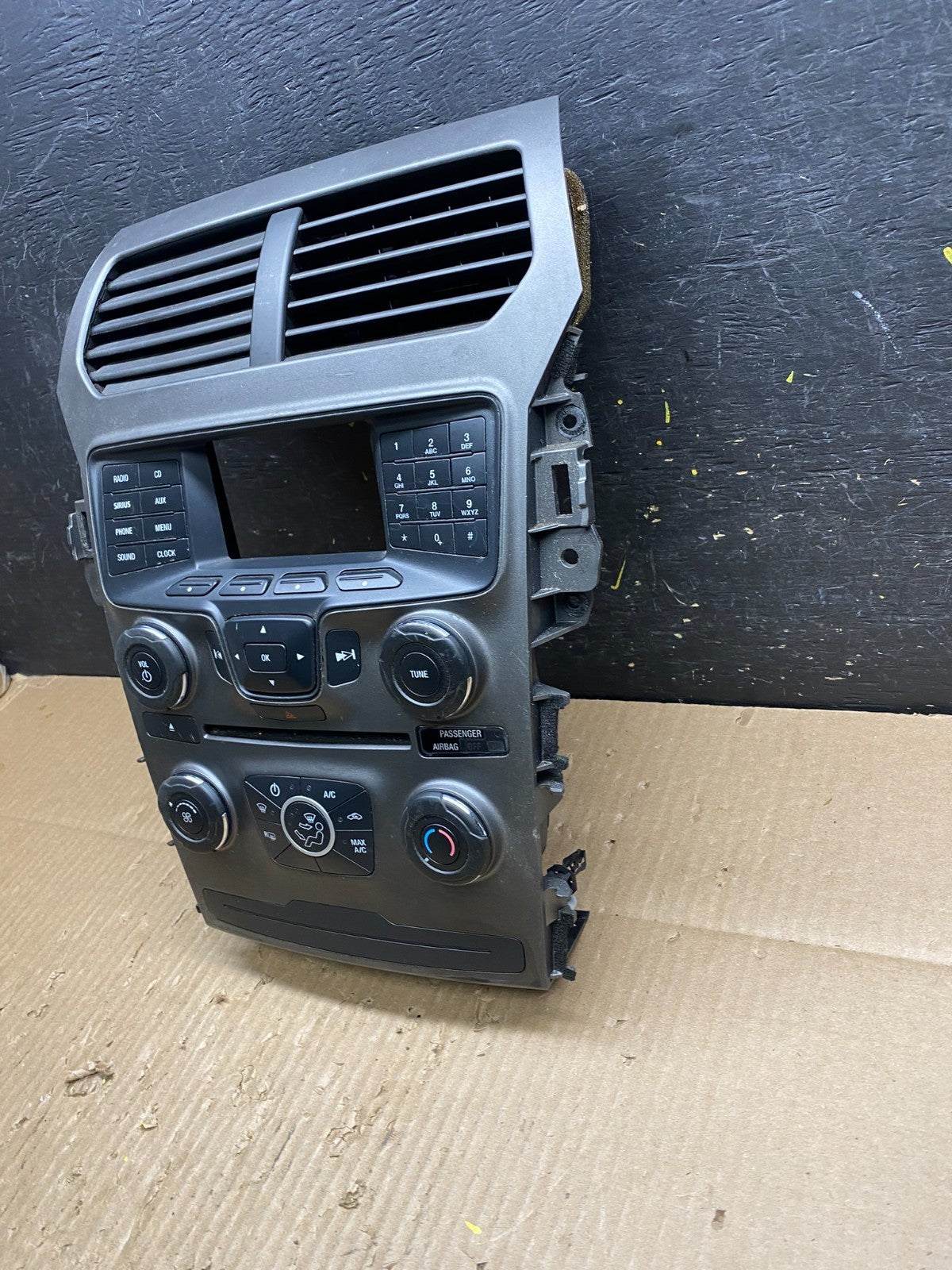 2014 2015 Ford Explorer Radio Climate Control Trim Bezel Panel v1514 DG1