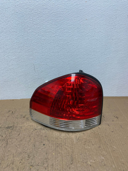 2005 to 2006 Hyundai Santa Fe Left Driver Side Tail Light AC0219 LK0