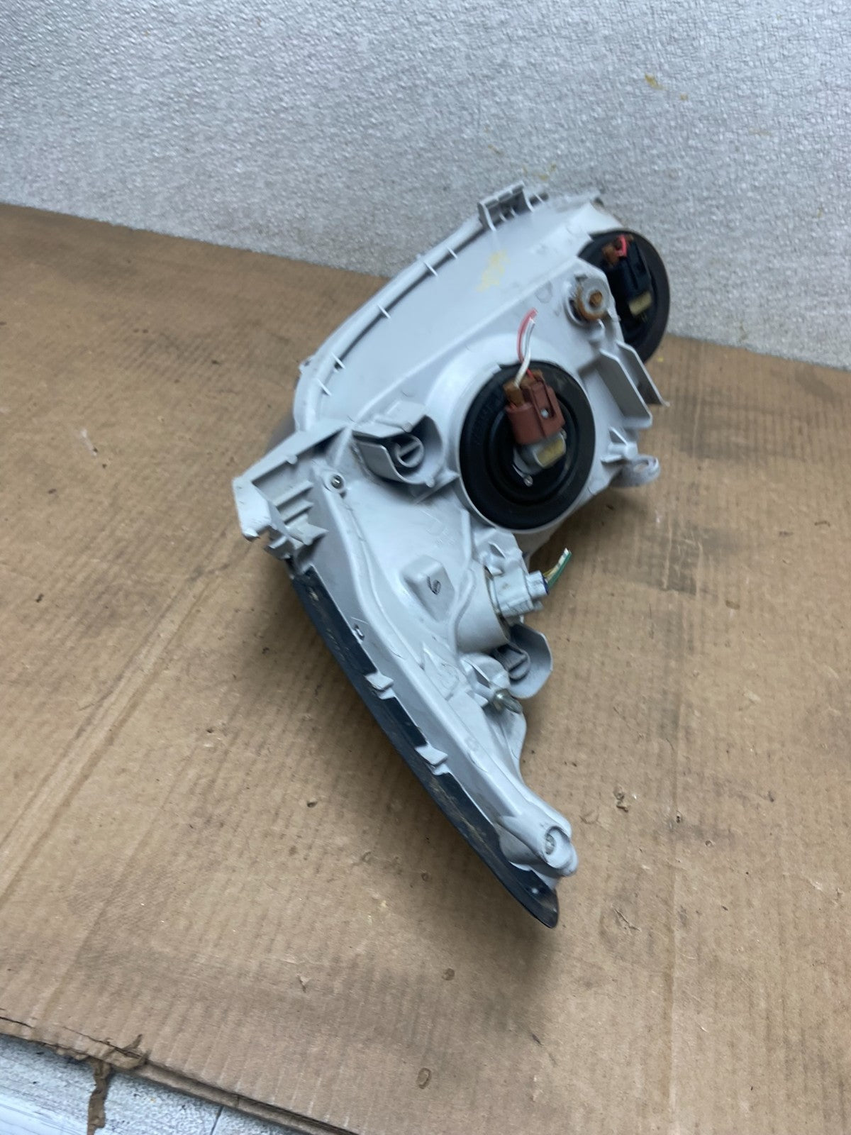 2002 to 2004 Toyota Camry Halogen Headlight Right Passenger Rh OEM AA6236 DW5