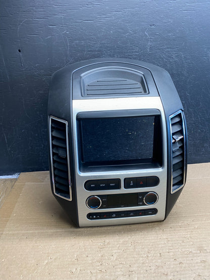 2007 - 2010 Ford Edge Heater Climate Control Radio Control Dash Bezel AG6230 DG0