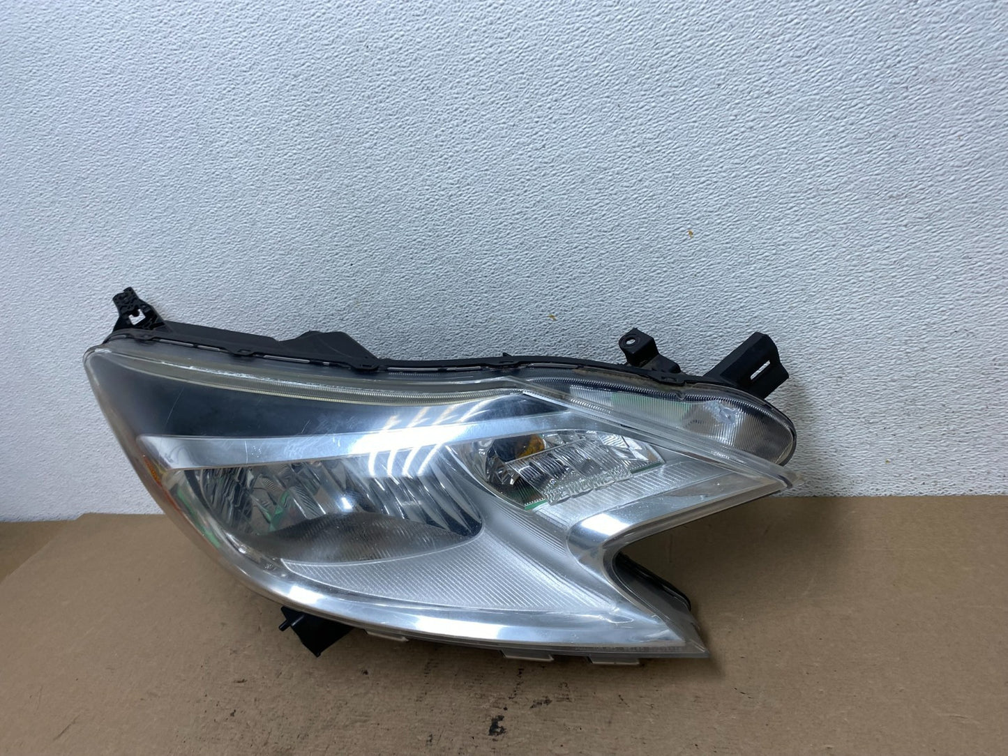 2014 2015 2016 Nissan Versa Note Right Passenger RH Side Headlight AF5023 DW1