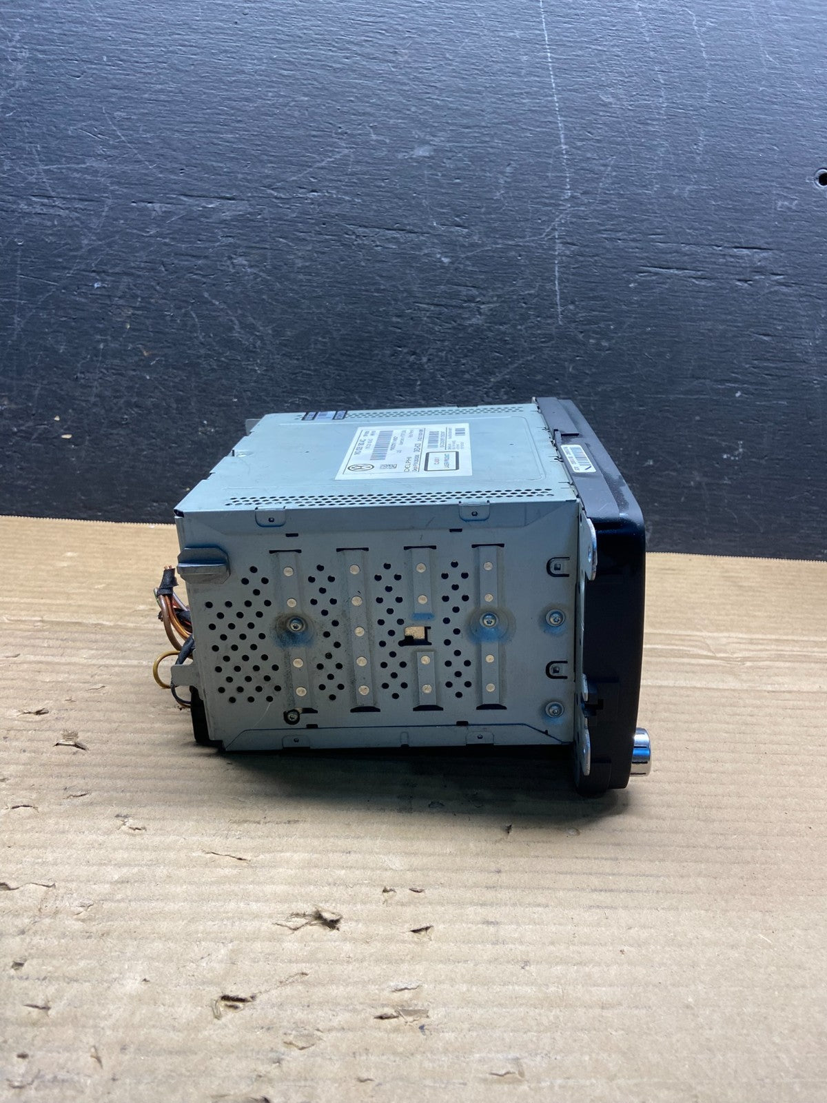 2009 to 2012 Volkswagen CC Radio CD Player Screen AM/FM AE4520 DG2