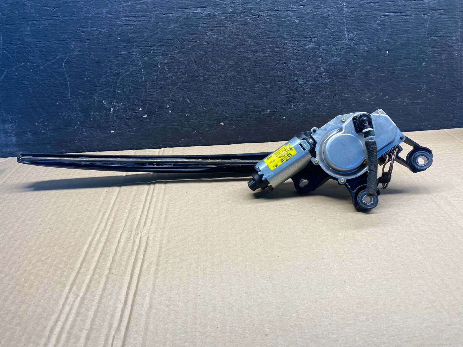 2005 - 2011 Audi A6 C6 A4 B8 Rear Windshield Washer Wiper Motor AF6935 DG5