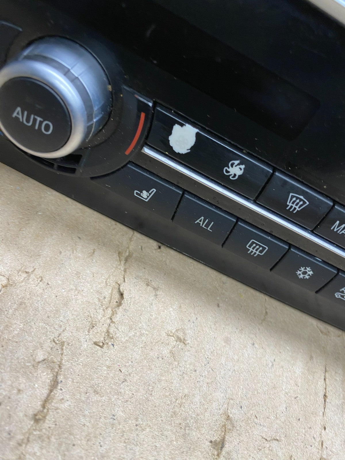 2009-2015 BMW F01 740i 750i Heater Ac Climate Radio Stereo Control OEM X5879 DG1