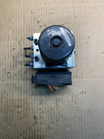 2012 to 2016 BMW 328i ABS Anti-Lock Brake Pump 6862247 OEM AB2729 DG5
