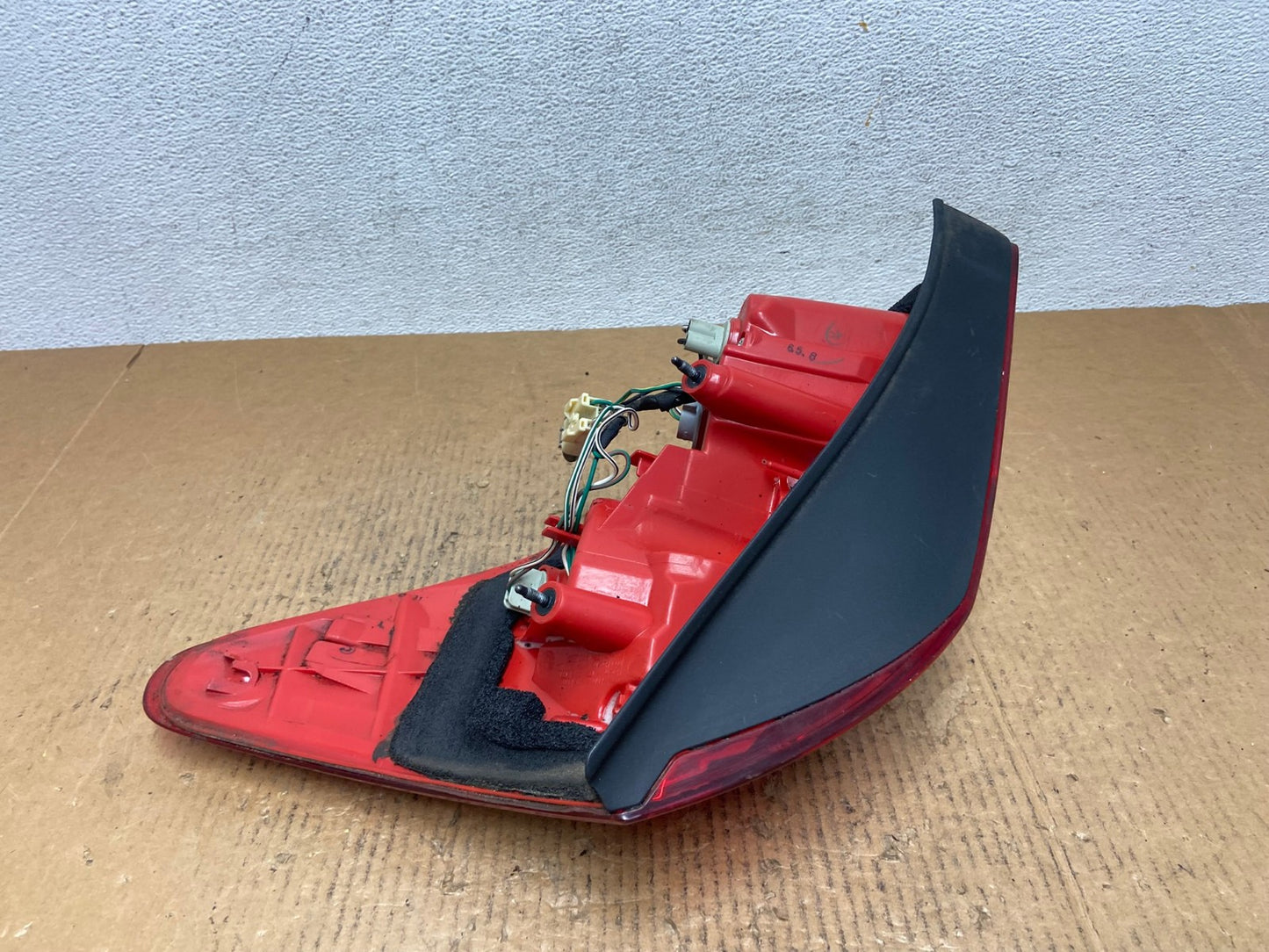 2006 2007 2008 Toyota Rav4 Left Driver LH Side Tail Light AE1636 LK6