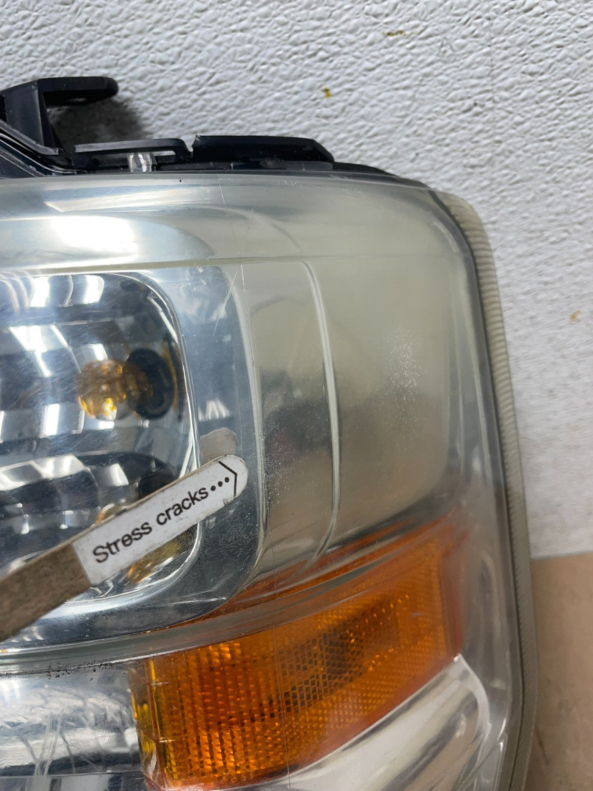 2008-2014 Ford Econoline E150 E250 E350 Left Driver LH Headlight OEM Q3833 DW6