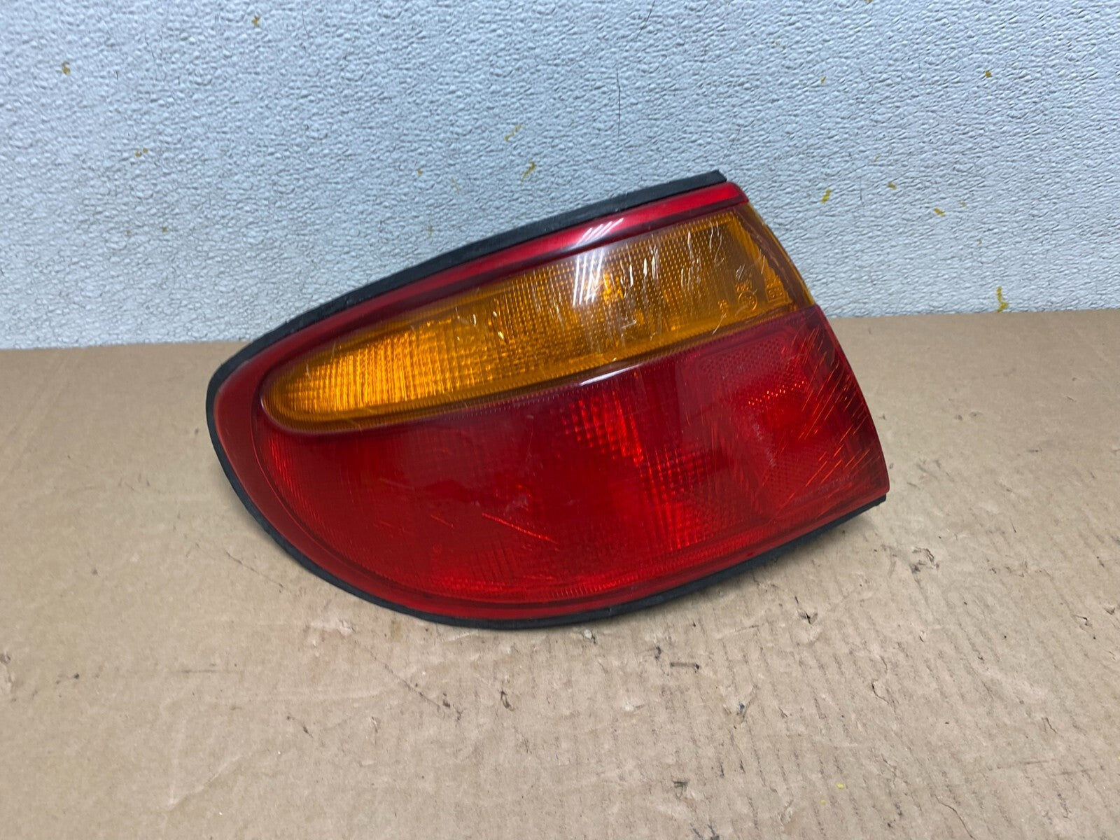 1995 to 1998 Mazda Millenia Left Driver Lh Side Tail Light Oem N1204 DG0