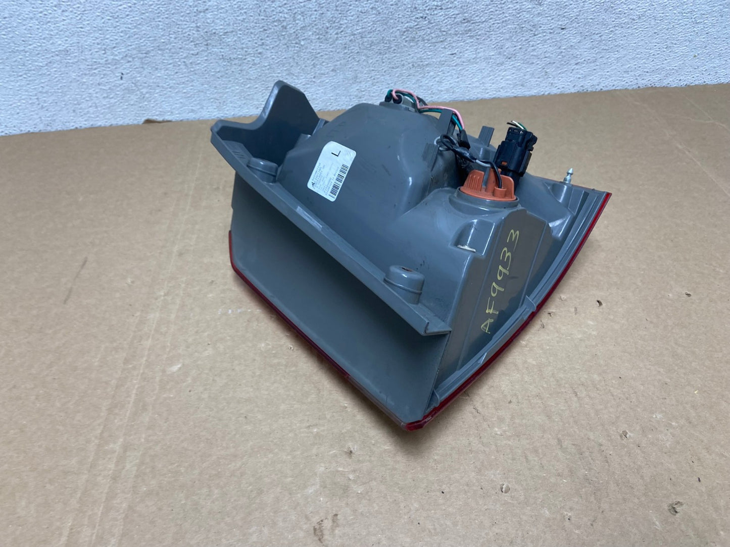 2011 2012 Kia Sorento Left Driver LH Side Tail Light AF9933 LK4