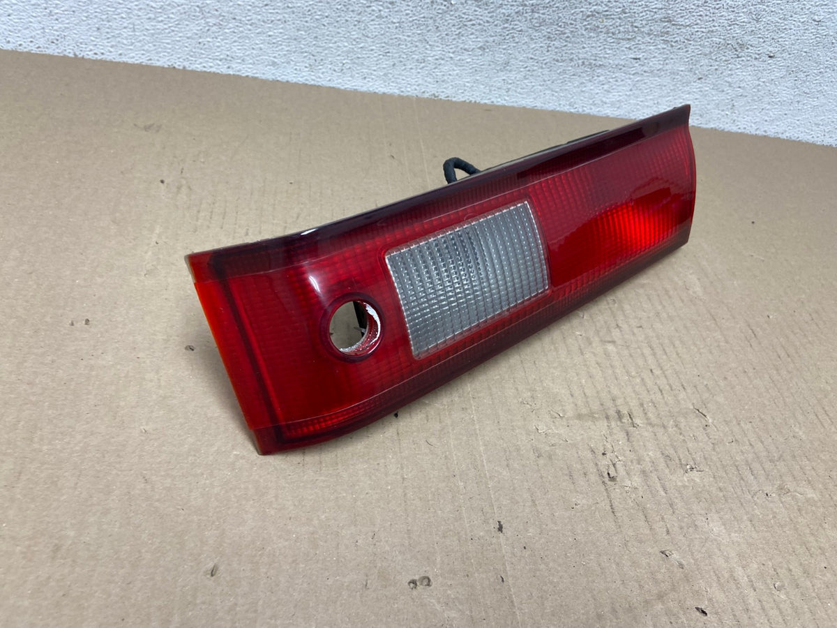 1997 1998 1999 Toyota Camry Tail Light Inner Right Passenger AF5817 LK2