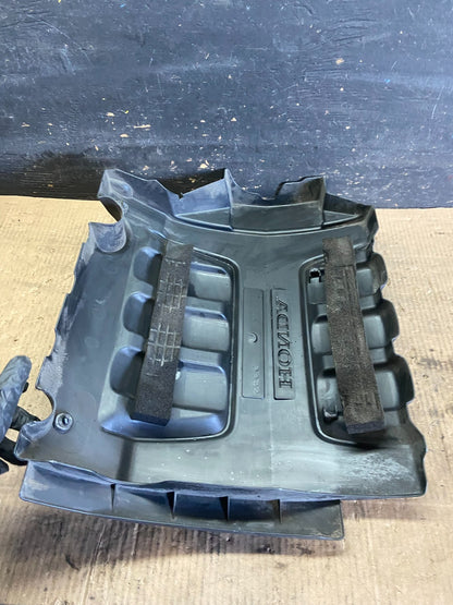 2005 to 2007 Honda Odyssey Black Engine Cover OEM R7150 DG6
