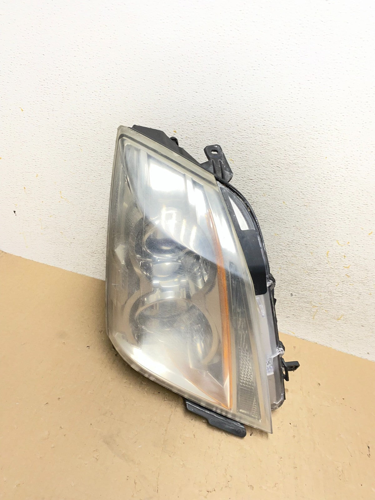 Halogen 2008 to 2014 Cadillac CTS Headlight Right Passenger Rh AJ2266 DW0