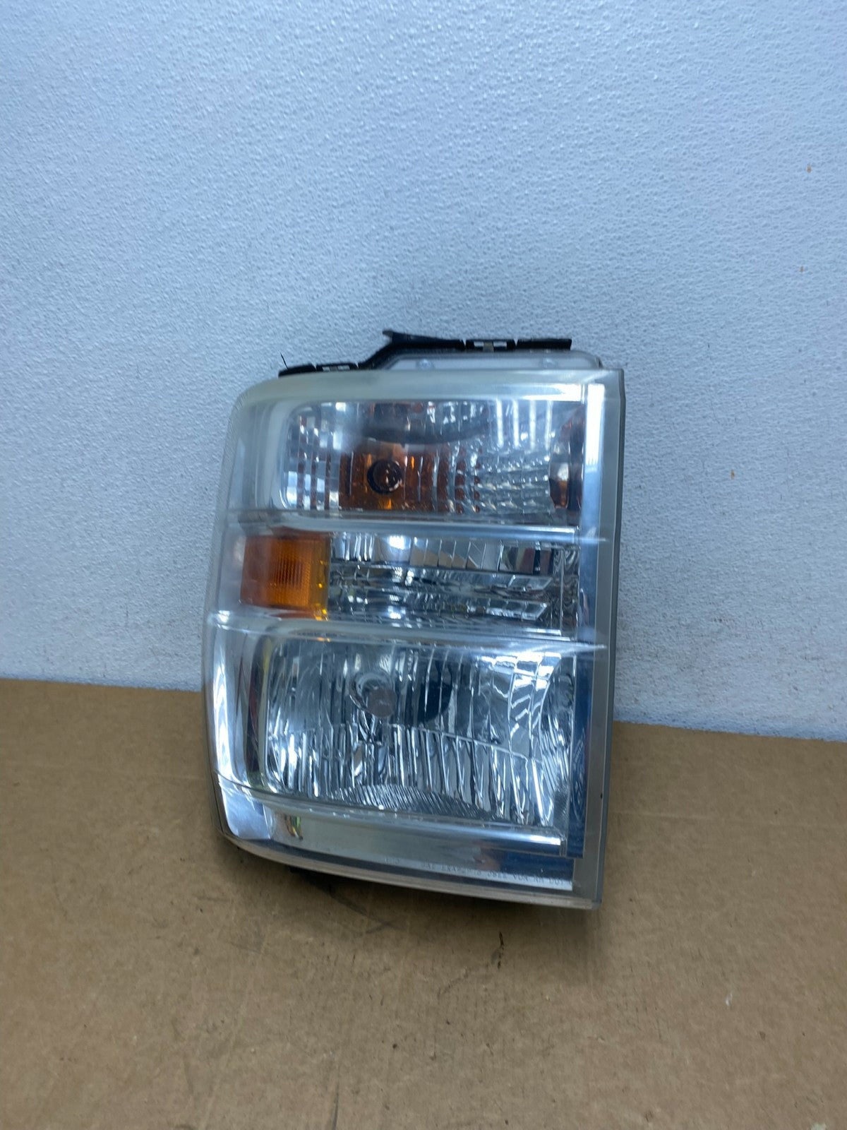 2008-2014 Ford Econoline E150 E250 E350 Right Passenger Headlight AD6032 DW0