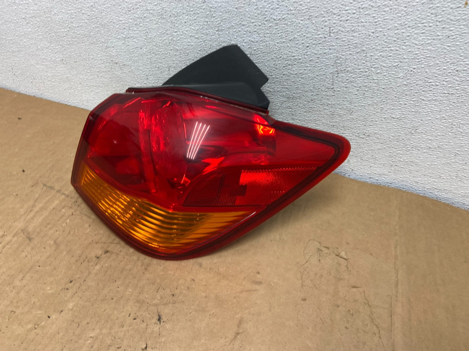 2010 to 2018 Mitsubishi Outlander Sport Right Passenger Tail Light AC8533 DW1