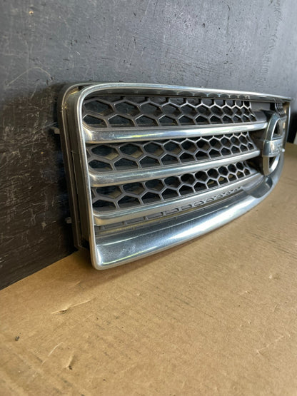 2009 to 2011 Nissan Maxima Front Upper Grill Grille 62070-9N00A AD0244 DG2