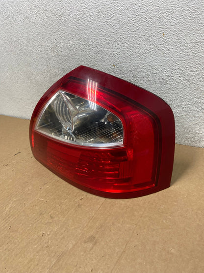 2002 2003 2004 Infiniti Q45 Right Passenger RH Side Tail Light AG2025 LK1