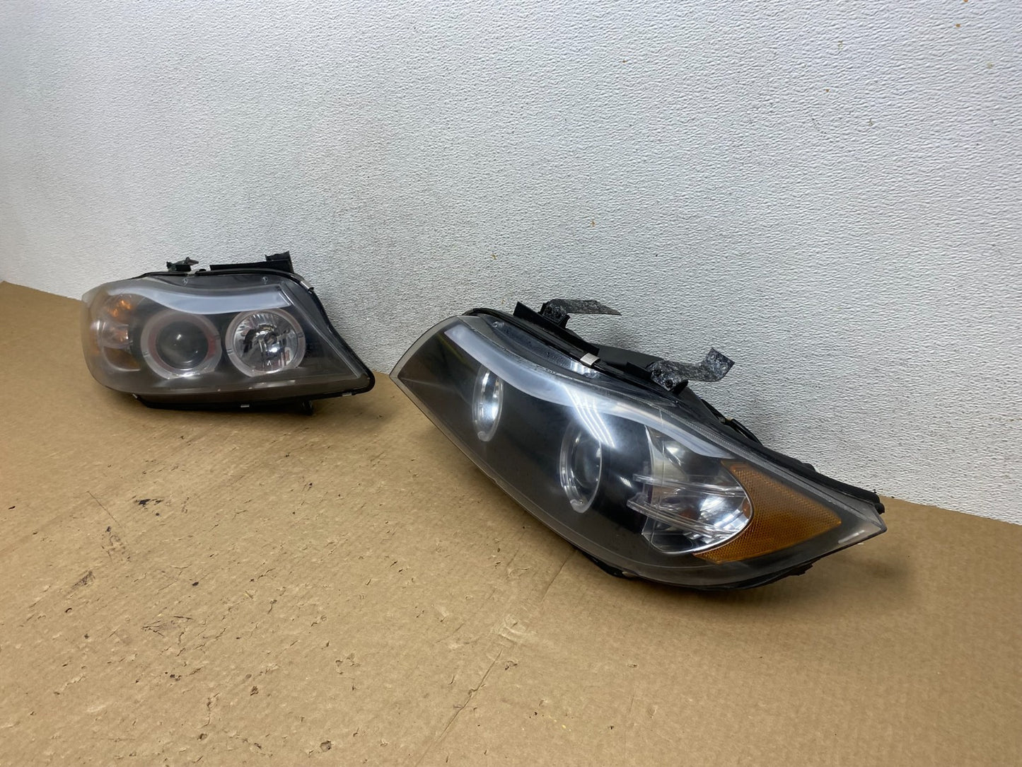 2006 to 2008 BMW 3-Series Sedan E90 Left+Right Set Side LED Headlights AF9821 DG1
