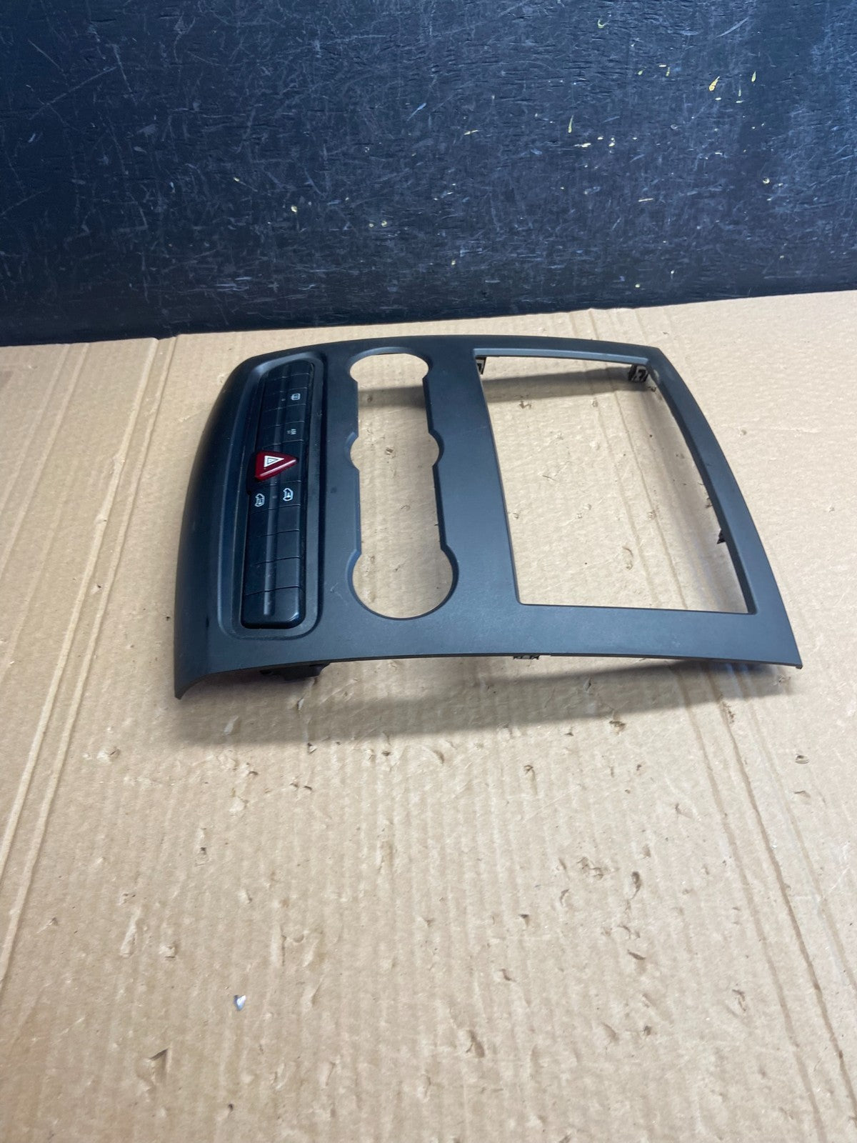 2007-2018 Mercedes Dodge Sprinter Center Console Radio Panel AB5841 DG2