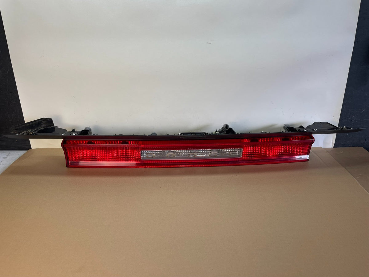 2011 to 2014 Dodge Challenger Trunk 3rd Brake Tail Light ai4226 DG0