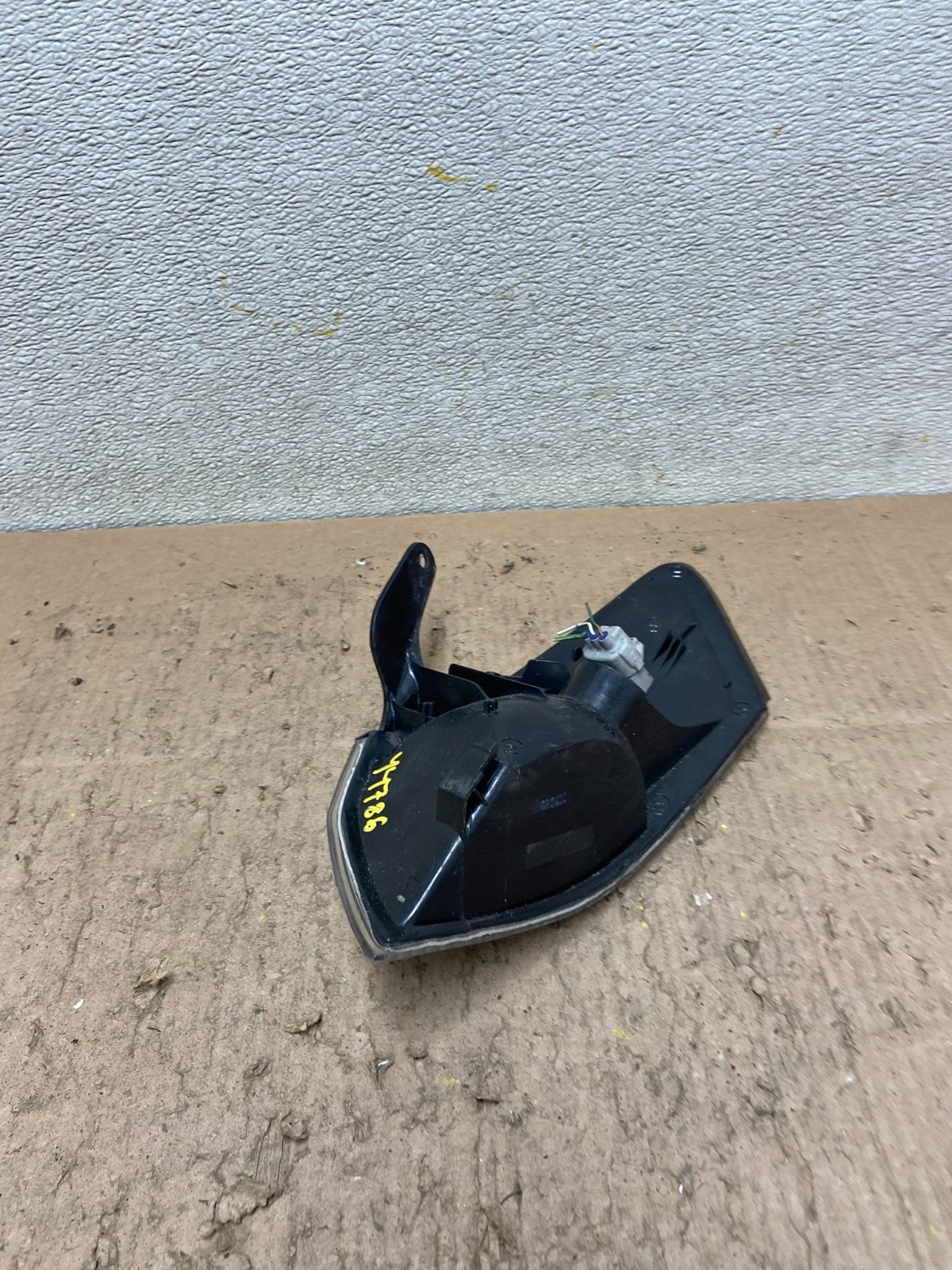 1997 1998 1999 Toyota Camry Right Passenger RH Turn Signal Y4786 PS4