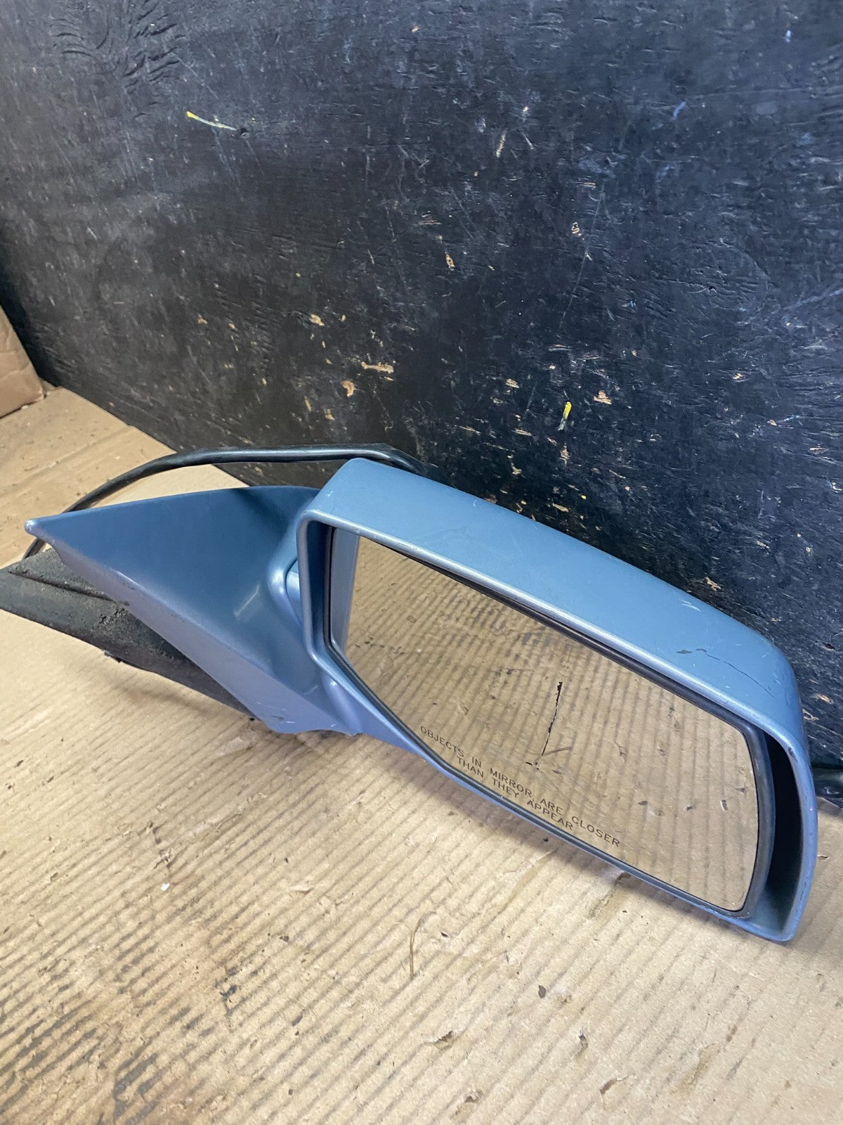 2004 to 2009 Cadillac SRX Right Passenger Rh Side Door Mirror Oem OEM  u7409 DG13