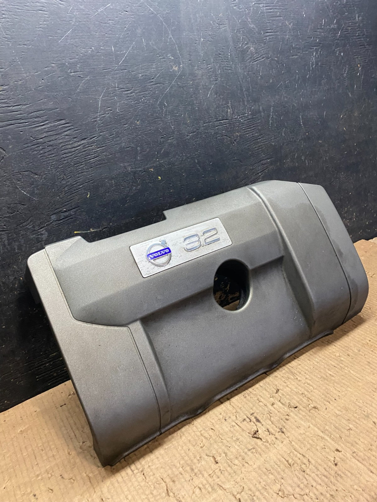 2006 to 2008 Volvo XC90 OEM 3.2L Upper Top Engine Motor Dust Cover Oem Y6678 DG1