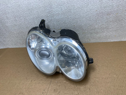 2003-2005 Mercedes Benz W209 CLK CLK350 Right Passenger Xenon Headlight W5038 DW1