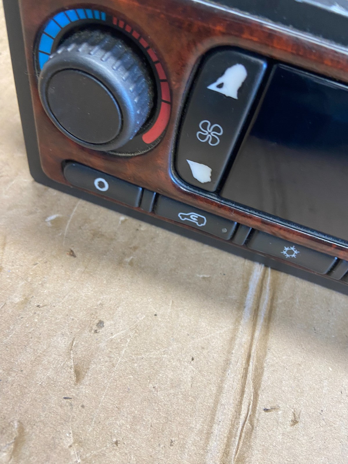 2003 to 2006 Chevrolet Silverado HVAC Heater Climate Control Module AE3887 DG1