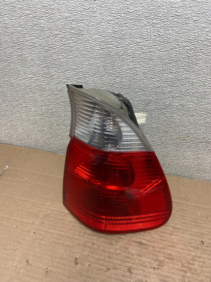 2004 2005 2006 BMW E53 X5 Right Passenger Rh Side Tail Light Oem AA9321 LK0