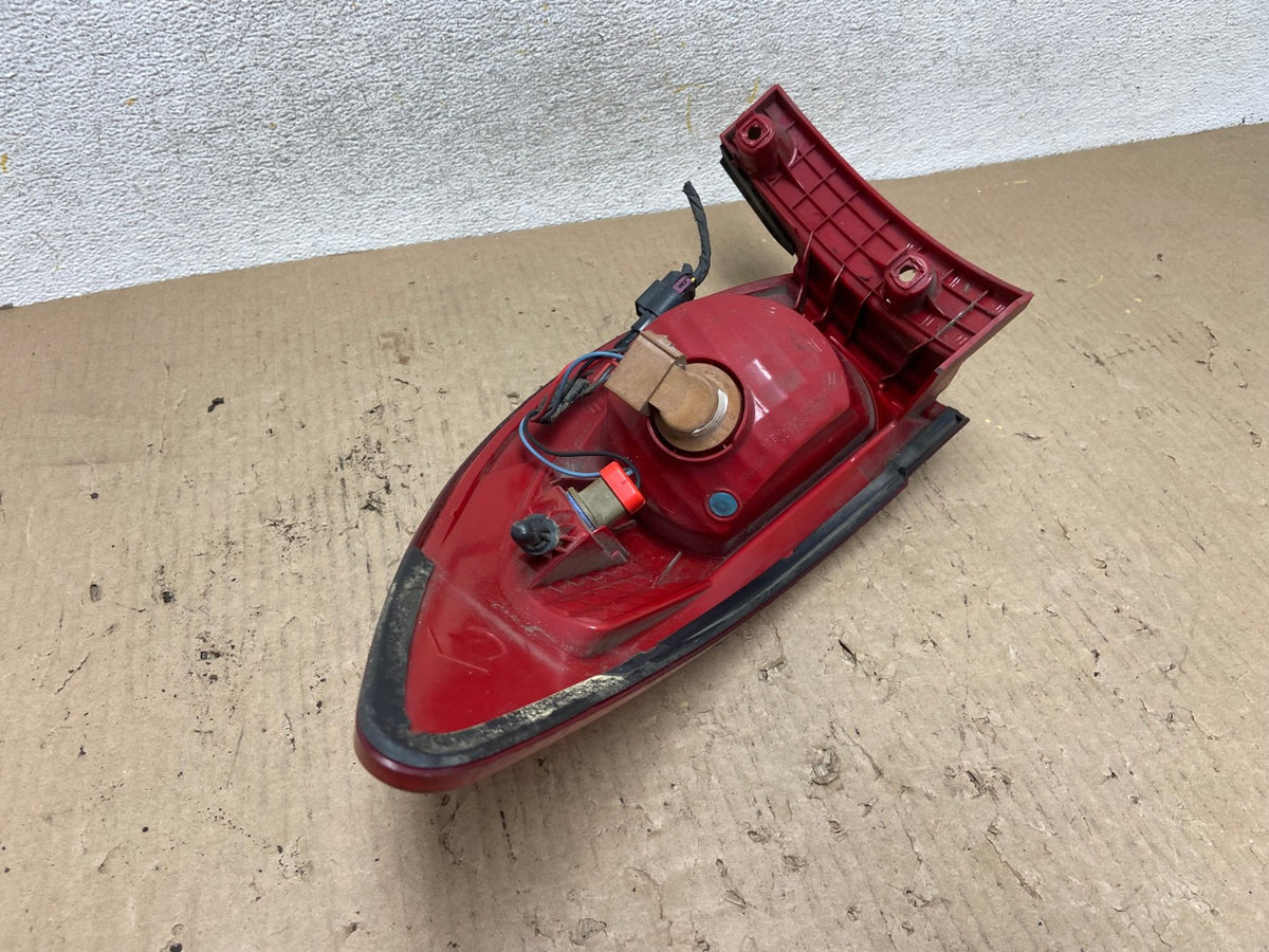 2009 2010 2011 2012 Chevrolet Traverse Left Driver LH Tail Light AH6600 LK5