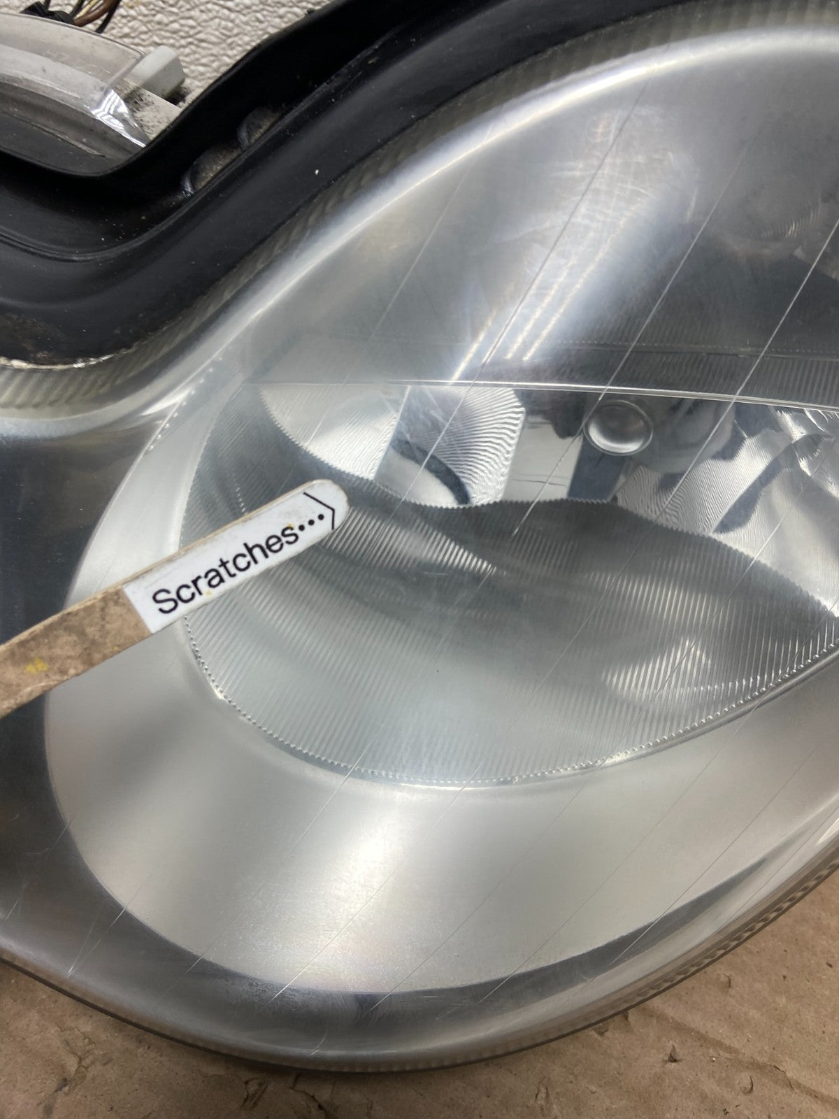 2005 to 2007 Mercedes-Benz C-Class Left Driver LH Side Headlight OEM AB1355 DW3