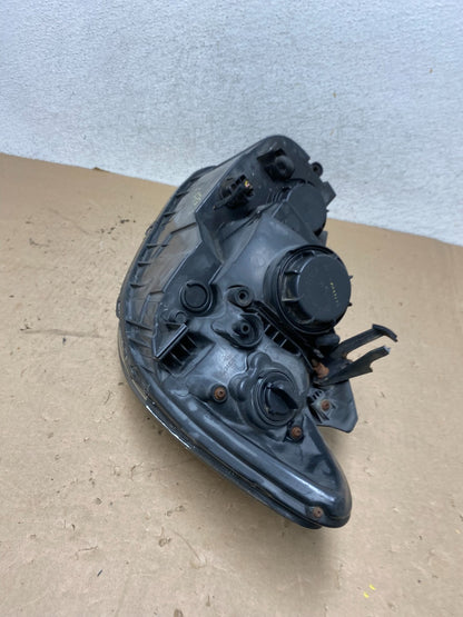 2007 2008 2009 Hyundai Santa Fe Right Passenger Halogen Headlight AG4373 DW8